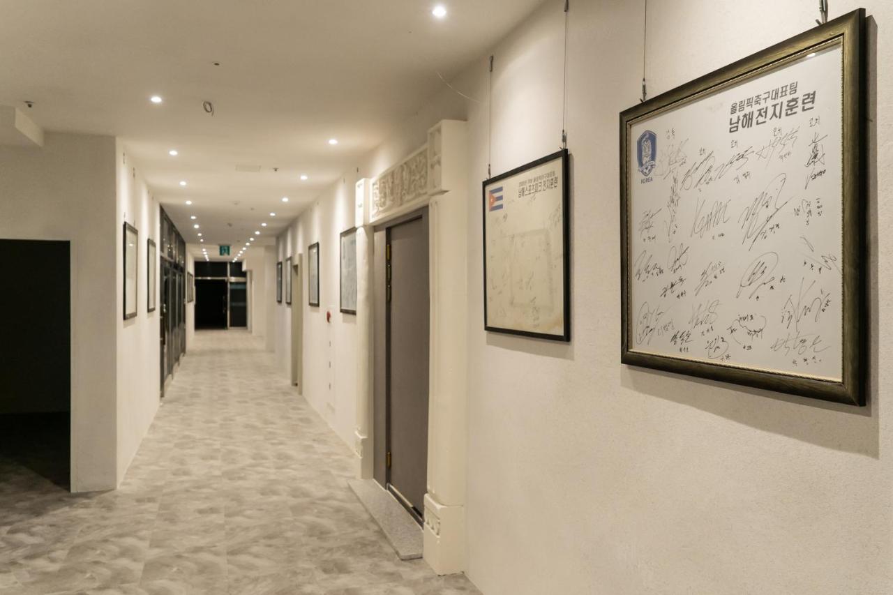 Namhae Sports Park Hotel 外观 照片