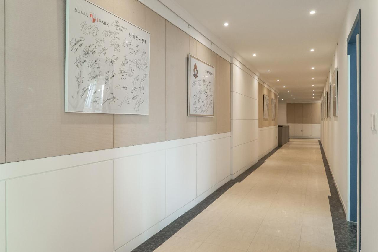 Namhae Sports Park Hotel 外观 照片