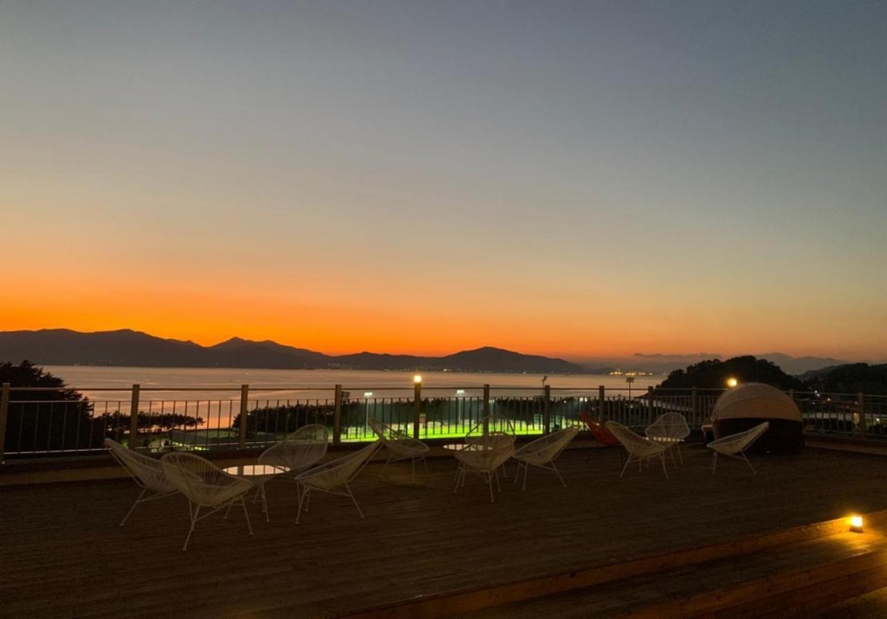 Namhae Sports Park Hotel 外观 照片
